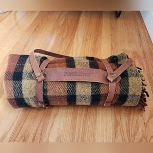 Pendleton Plaid Wool Blanket with Leather Carrier
